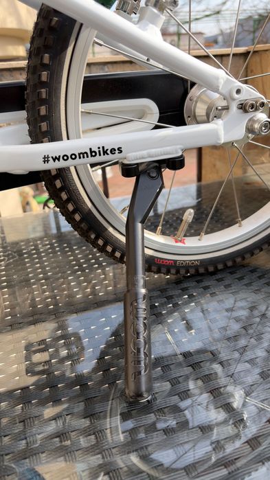 Bicicleta copii - WOOM 3 - albastru, ca noua, incl. accesorii