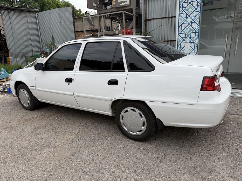 Продаю chevrolet Nexia 2 супер 1.6