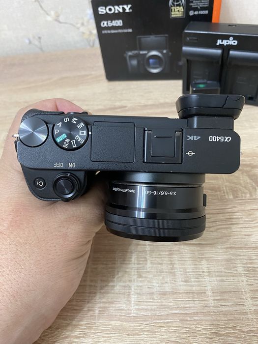 Продам Sony a6400 kit