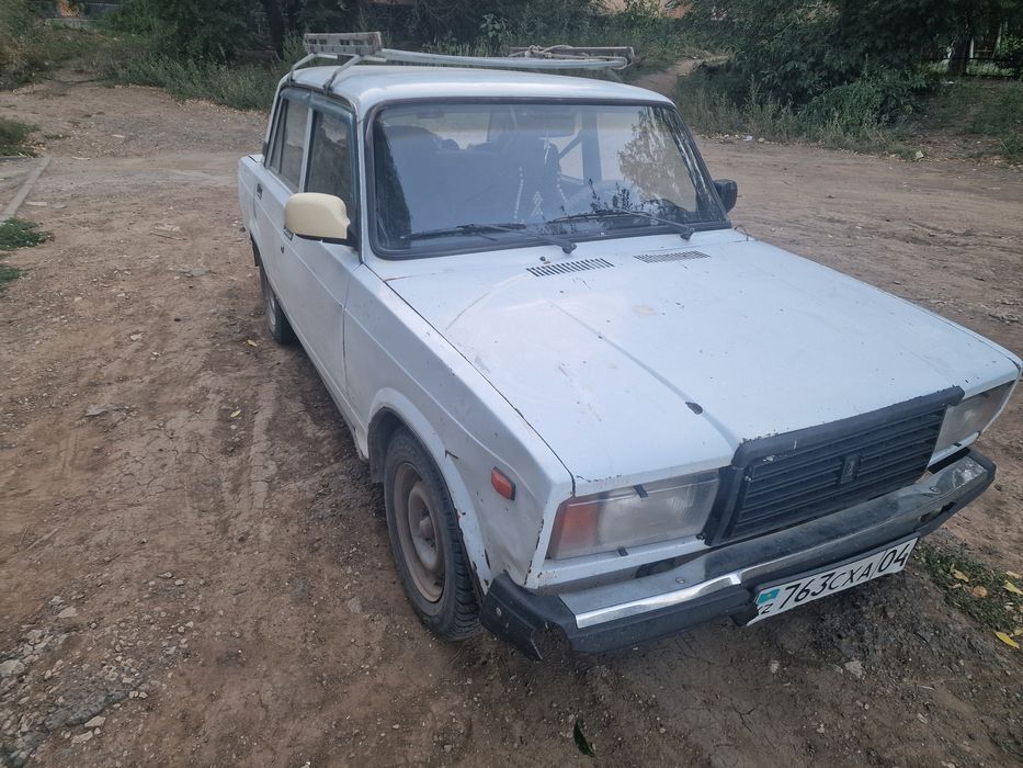 Продам ваз 2107.