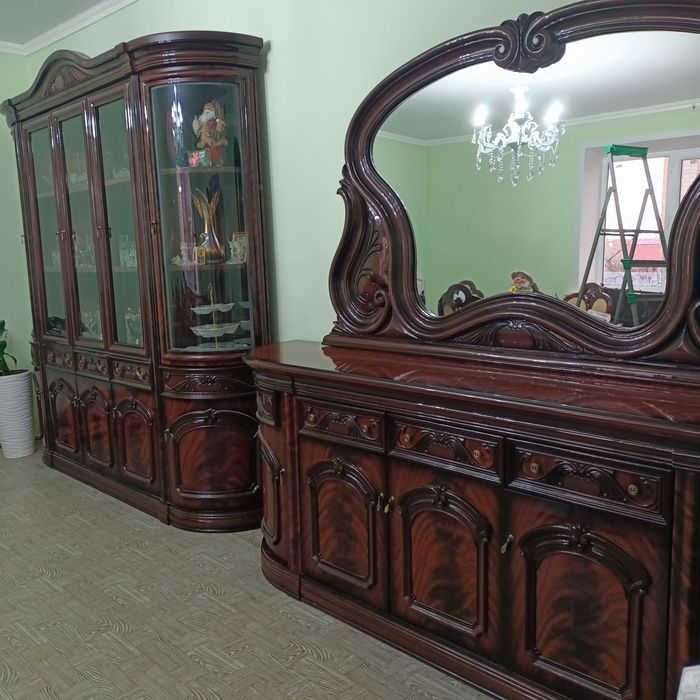 Продам гостиную мебель