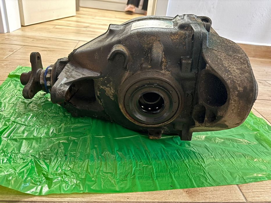 Grup diferențial spate BMW F30 – raport 3.23