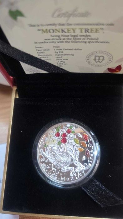 Коллекционная монета