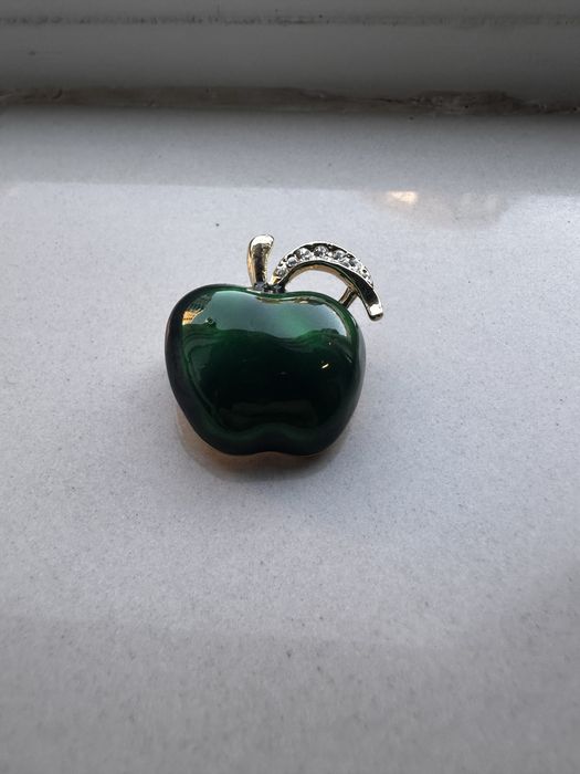 Елеганти Дамски брошки