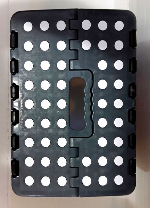 SCAUNE PLIABILE din plastic special, rezistent NOI - 40 Lei/bucata