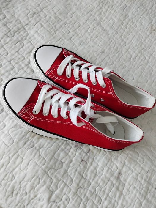 Новые кеды. Размер 38.