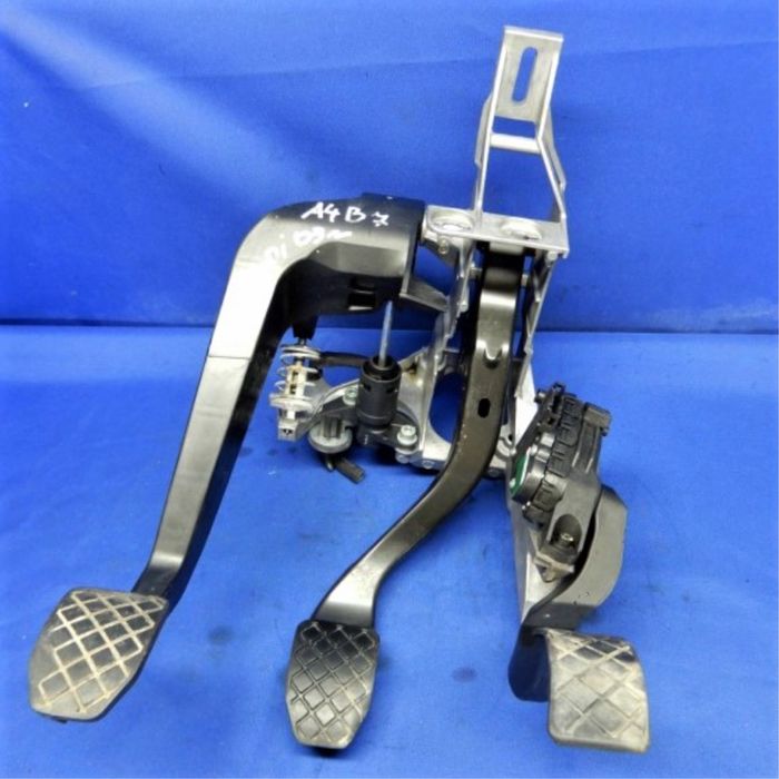 Педали за Audi A4 Seat Exeo Ръчка