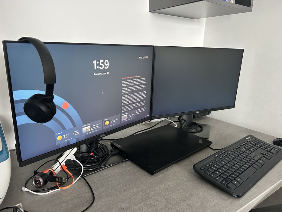 Vând monitoar Dell P2417H, 24" IPS, 1920x1080 Full HD