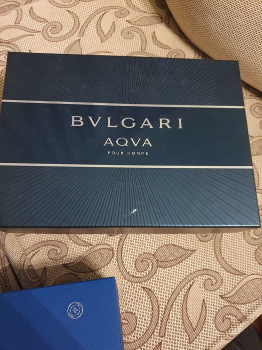 Кутии от подаръчни комплекти с парфюми