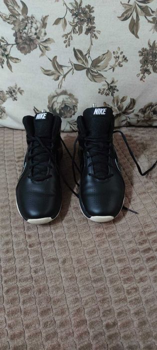 Nike team hustle d1 Nr 38.5