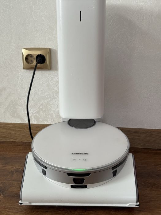Робот пылесос Samsung Jet Bot AI