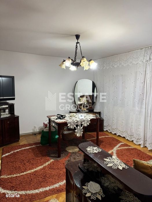Apartament 3 camere decomandat, Girocului