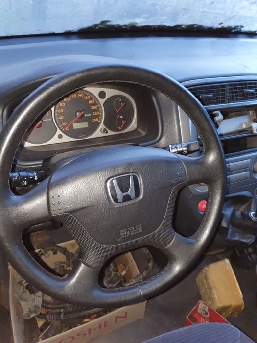 Honda Stream Хонда