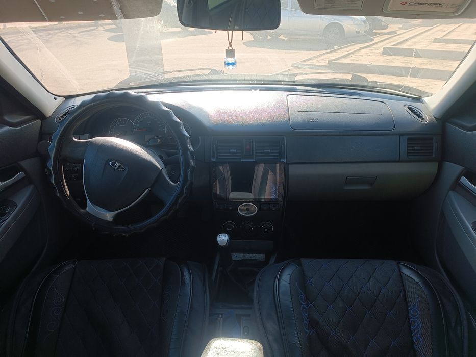 Продам лада приора.