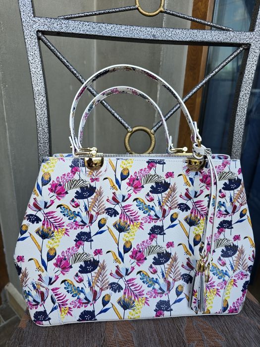 VERA "Deniza" - Луксозна Италианска Чанта от естествен велур