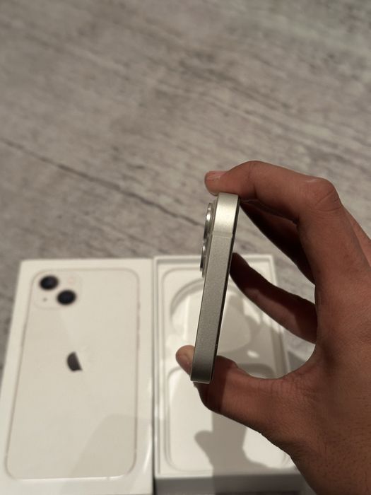 iPhone 13 256gb White