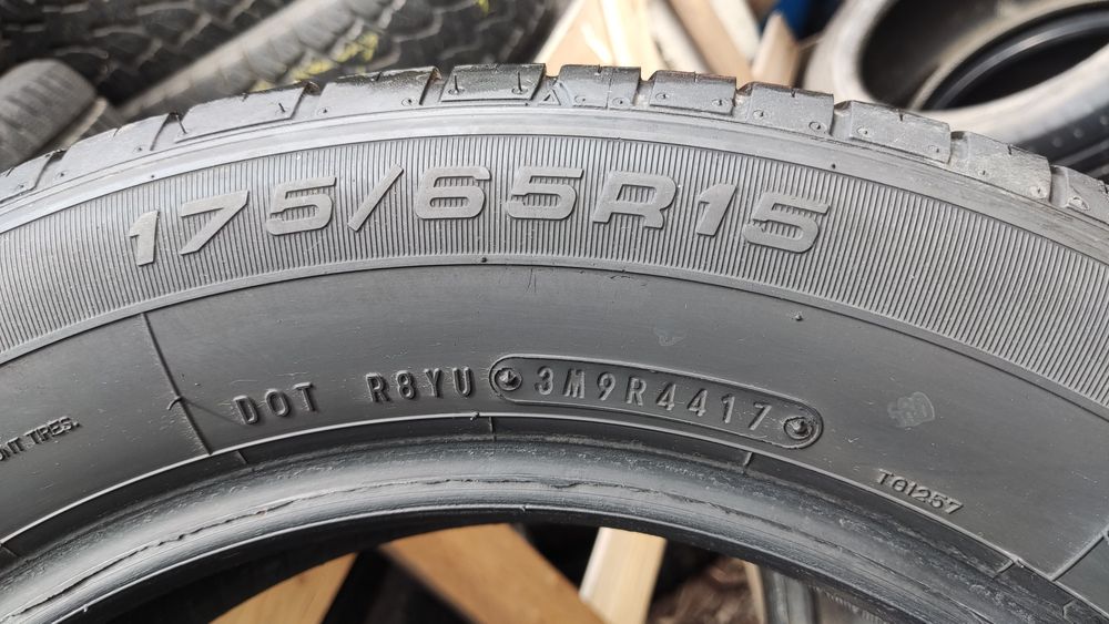 2бр летни гуми  175/65/15 Fulda Eco Control HP
6.6мм грайфер
Добро със
