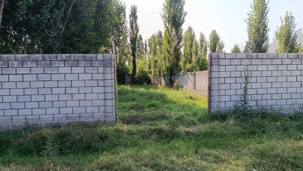 Zudlik bilan yer uchastka sotiladi