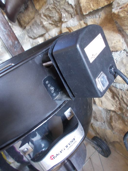 MASTER Grill&Party Барбекю на дървени въглища + шиш за грил