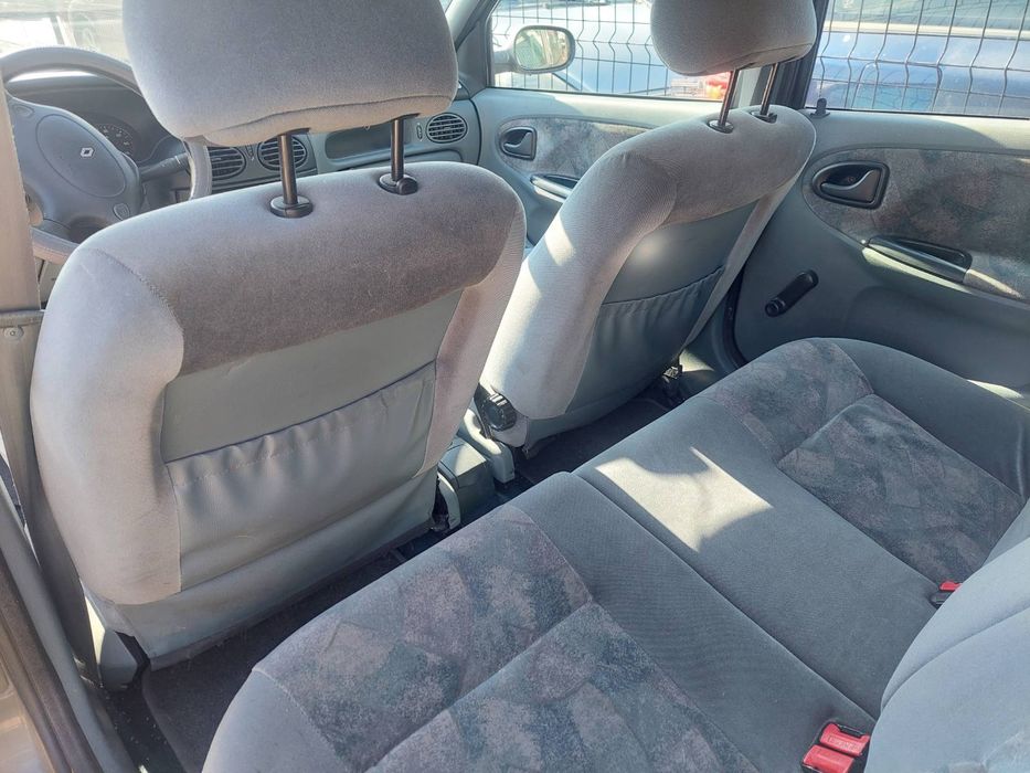 Рено Меган продавам