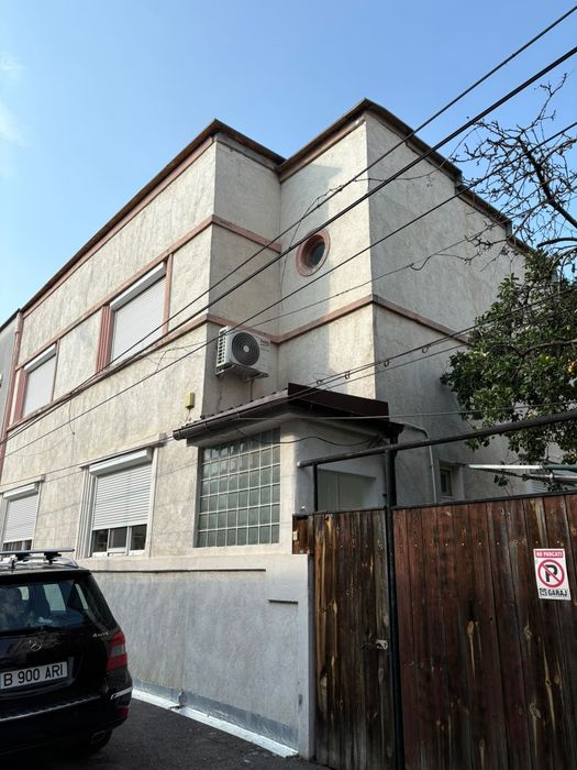 Apartament 3 camere vila interbelica