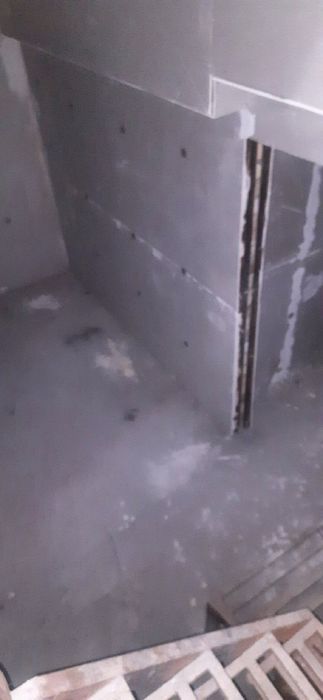 Uy sotiladi 1 etaj va -1 etaj duplex