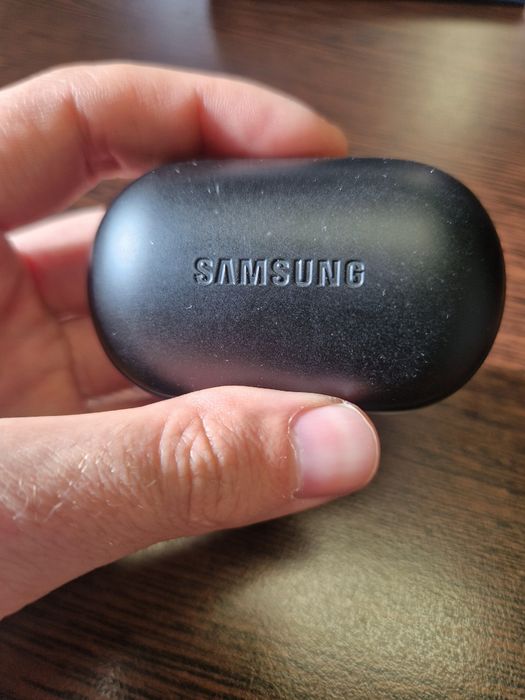 Безжични слушалки Samsung SM-R140