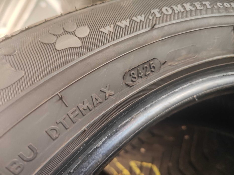 2бр.летни гуми 225/55/18 Tomket
