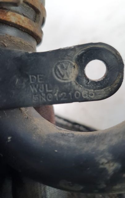 Furtun conducta apa 1.6 tdi CAY CAYC 5n0121065 Volkswagen VW Beetle 3 seria