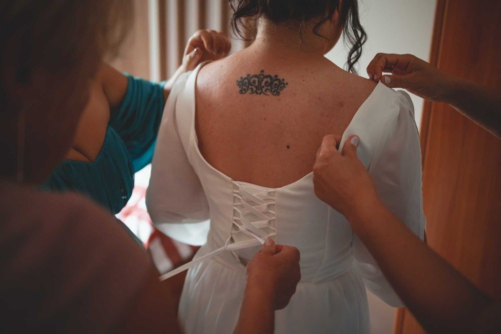 Vand rochie de mireasa si pantofi de mireasa