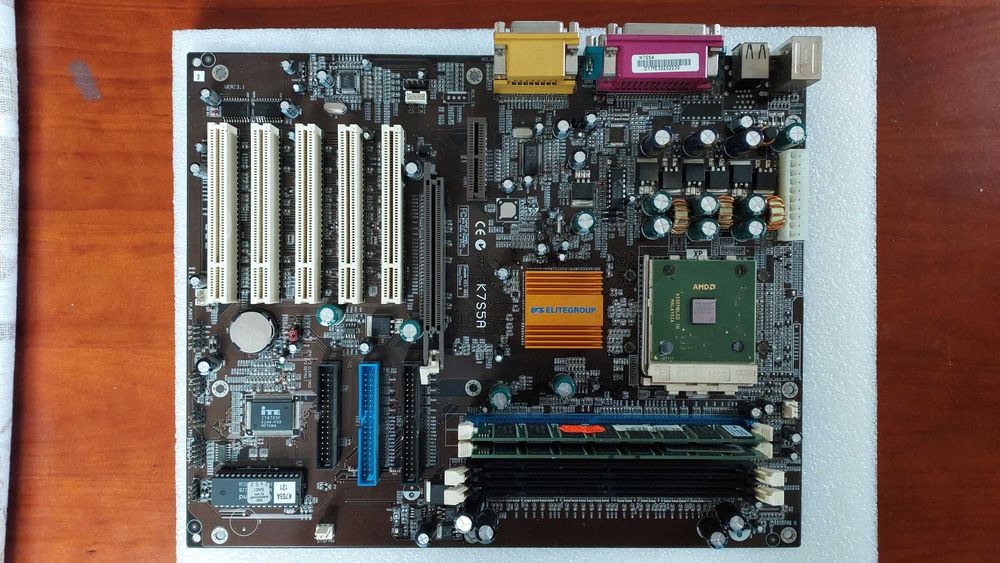 Kit Athlon XP 1800+, placa de baza K7S5A socket A si alte componente