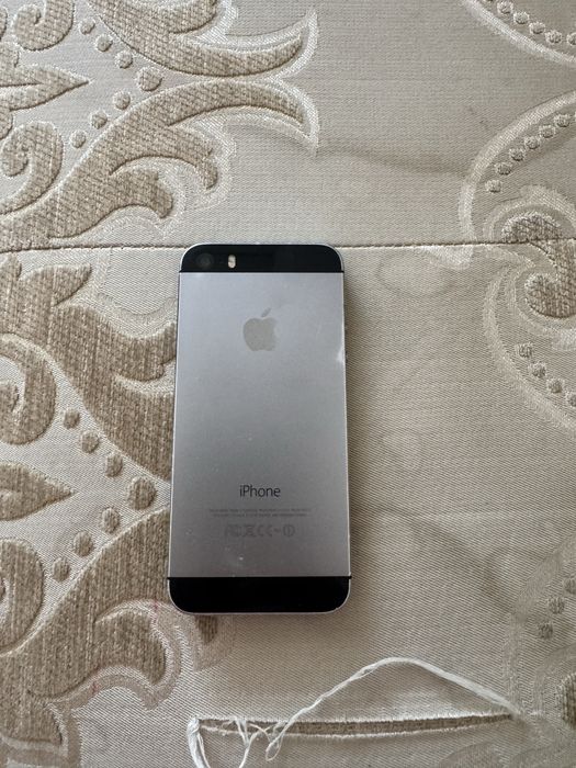 Продам айфон 5 S