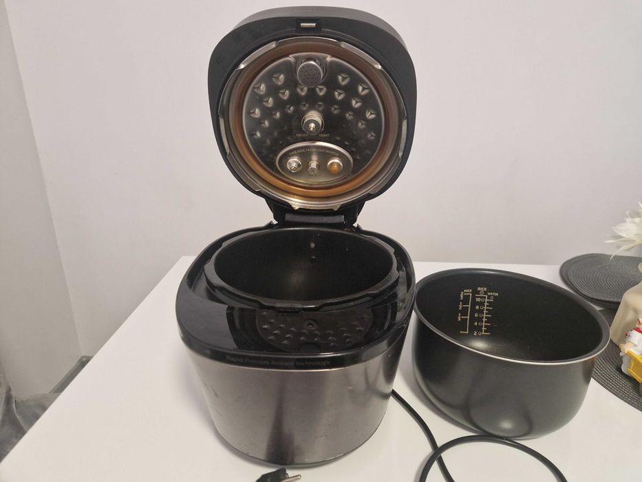 Мултикукър Philips 3000 series