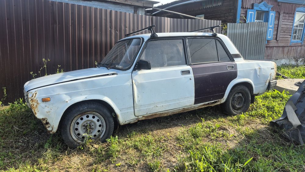 Продам жигули 2107