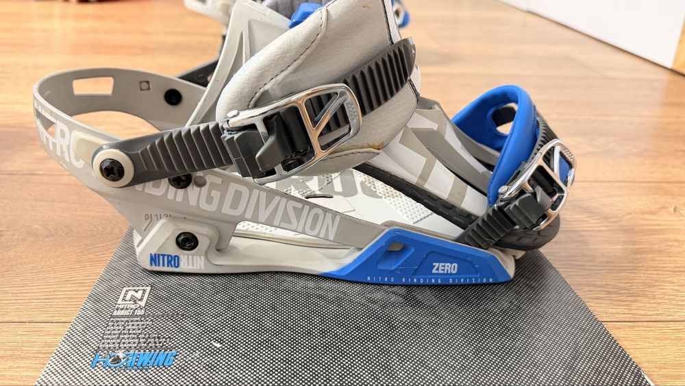 Placa snowboard Nitro Adict 155 + legaturi Nitro Zero