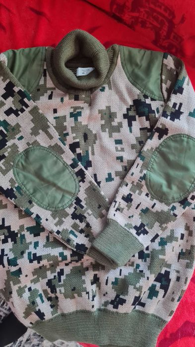 Военные свитера шерстянные