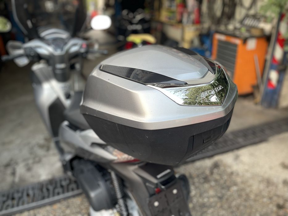 Honda Sh300 ABS/trakchan