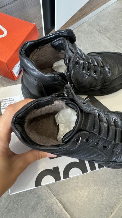 Детская обувь на  мальчика в 33 рре