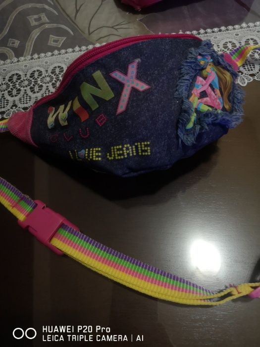 Чанта, паласка и несесер Winx