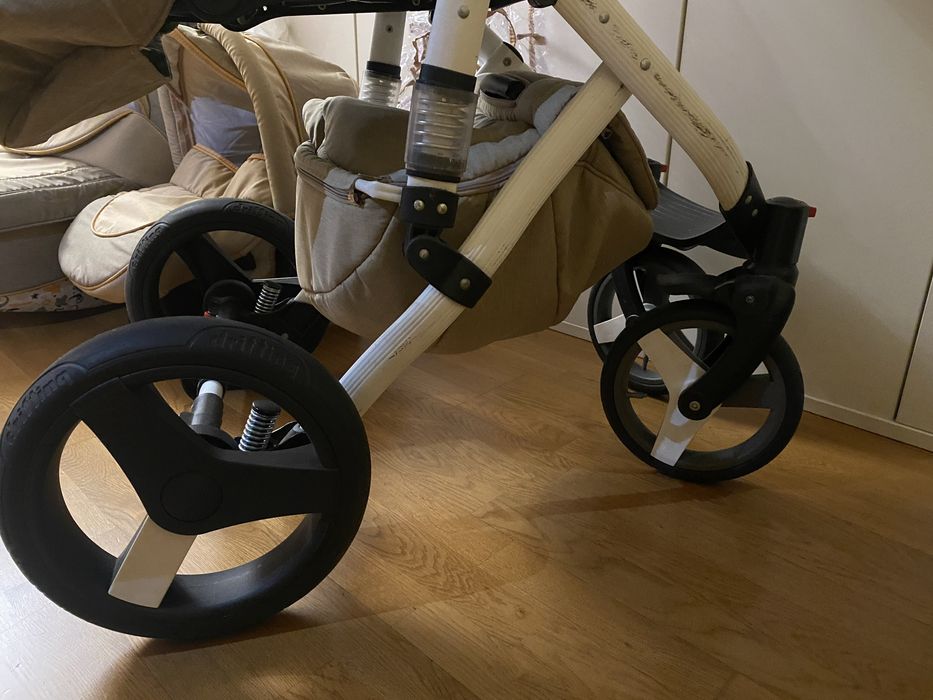 Продам коляску Adamex barletta б/у