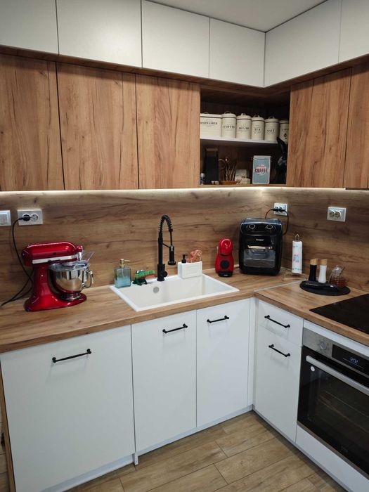 Продава се Къща в Хасково, Училищни - 215 кв.м за 871 €/кв.м - Снимка #3