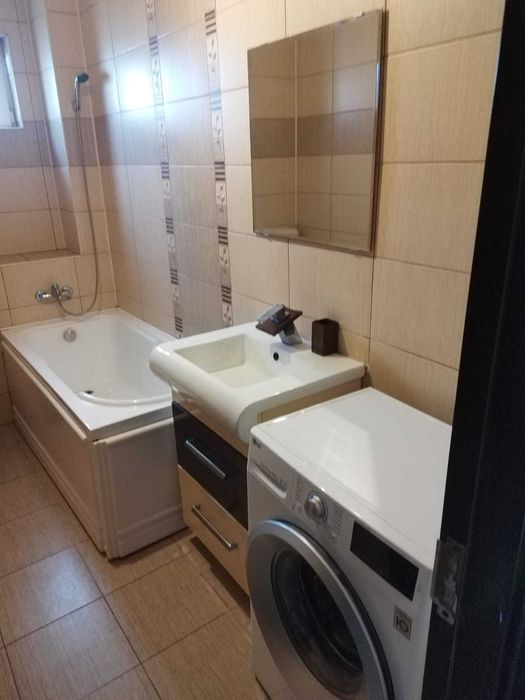 Apartament de inchiriat 2 camere, termen lung, zona Energia