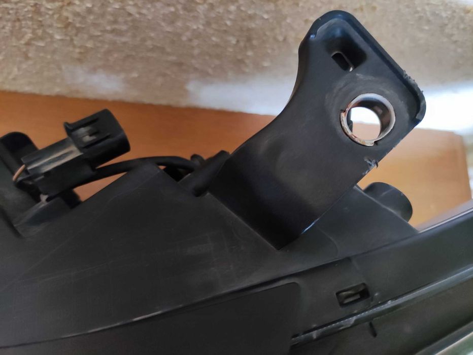 Фар за Хюндай Елантра ляв Hyundai Elantra