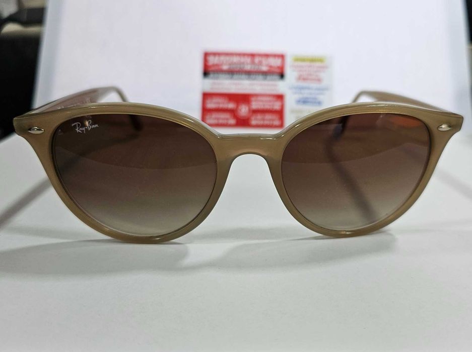 Слънчеви очила RAY-BAN RB4305