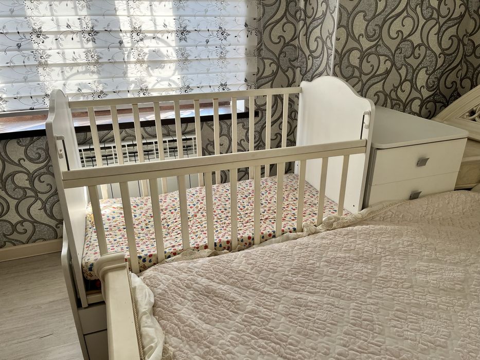 Продам качеля манеж! 3 в 1