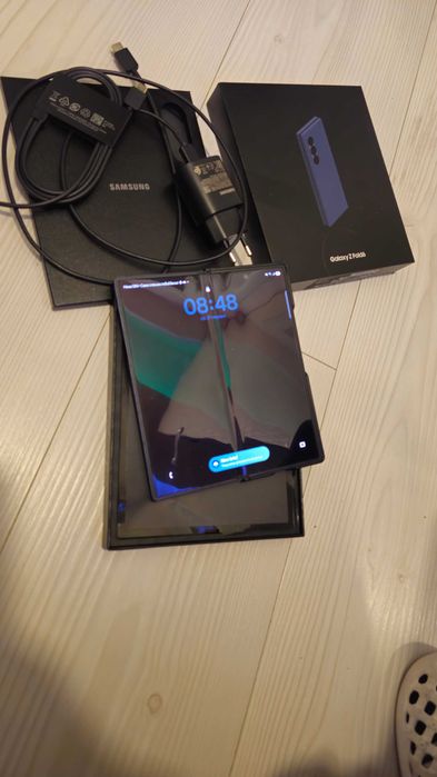 Samsung Galaxy Fold 6, 1TB в гаранция