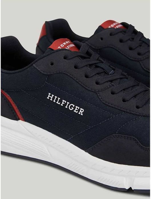 Мужские кроссовки от бренда Tommy Hilfiger