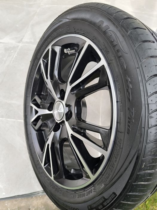 Продам комплект дисков с резиной