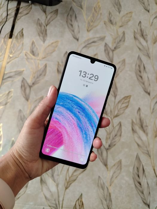 Продаётся телефон