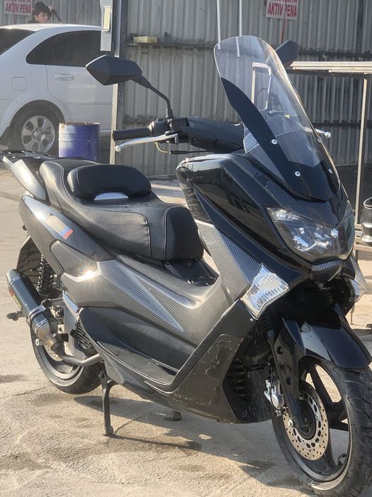 NMAX benzinli skuter